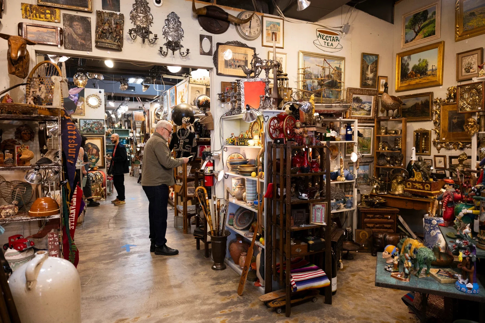Finish Your Holiday Shopping at Austin Small Businesses — Including Paws on Chicon