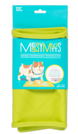 MESSY MUTTS Non-Slip Dog Bowl Mat with Raised Edge - Green
