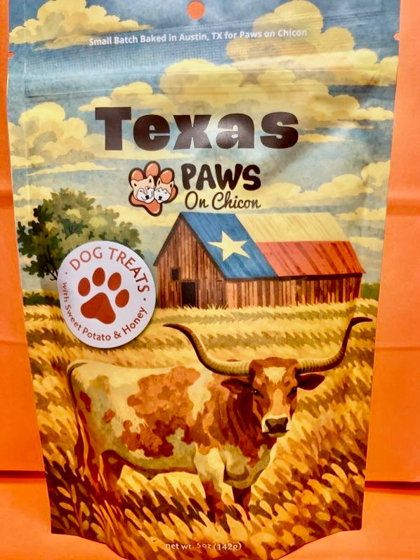 Texas dog treat pouch, Paws On Chicon, sweet potato & honey flavor.